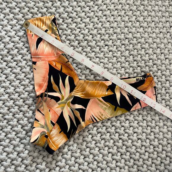 Billabong• Wave Tribe Fiji Bikini Bottom - Picture 6 of 7